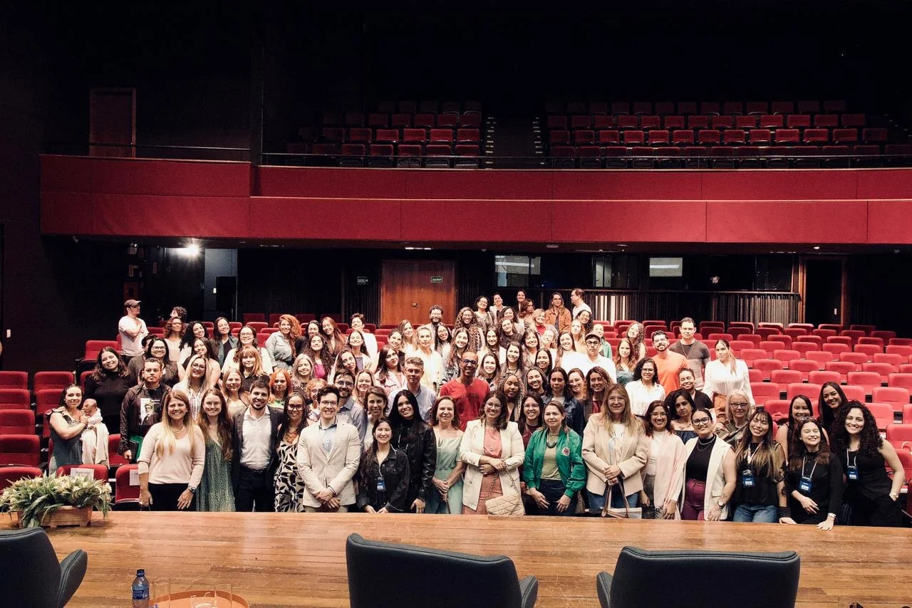 Júlio Alves em evento com profissionais e estudantes